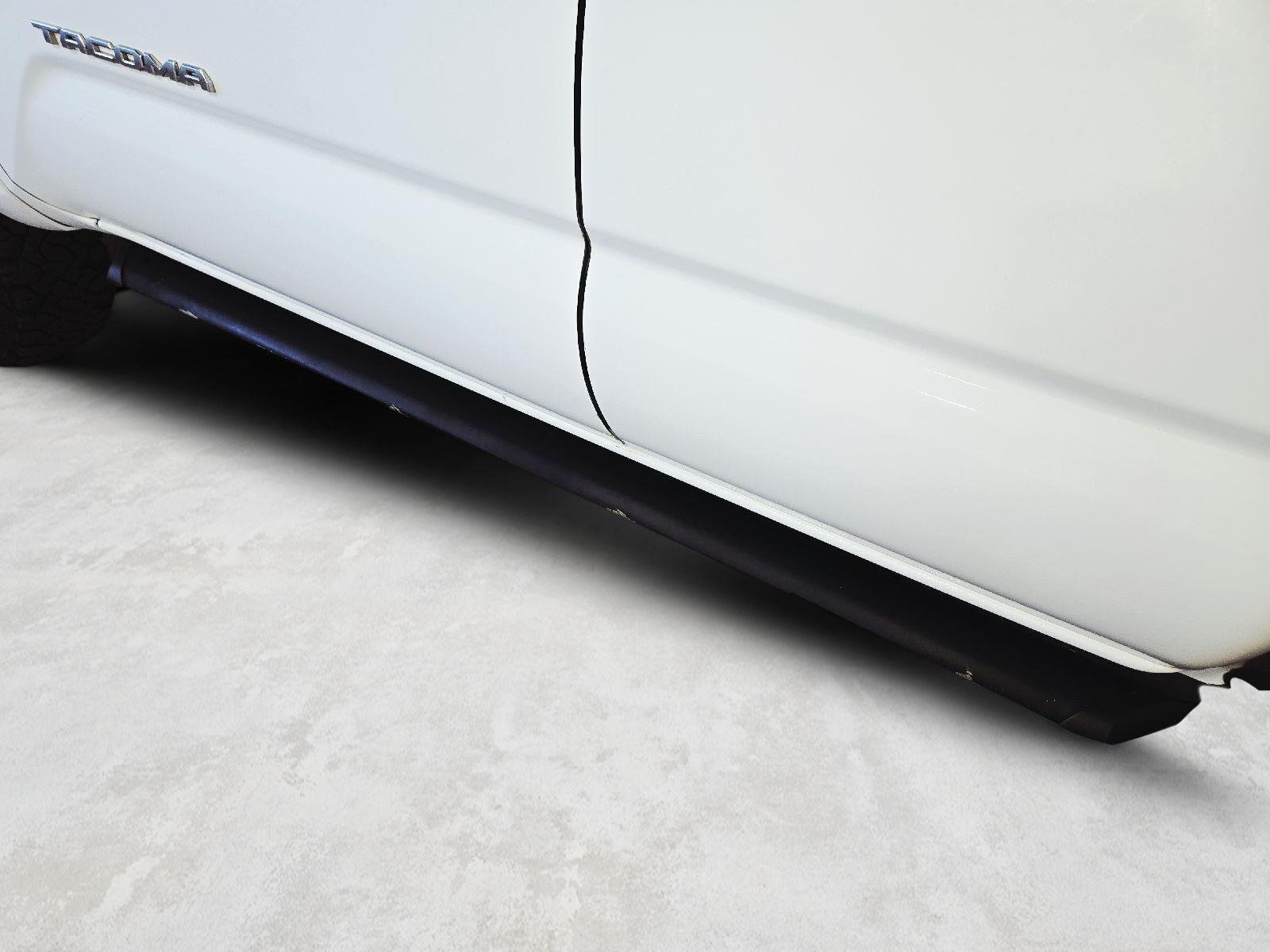 Used 2019 Super White Toyota SR5 image 19