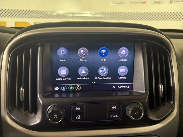 Used 2022 Summit White GMC Elevation image 15