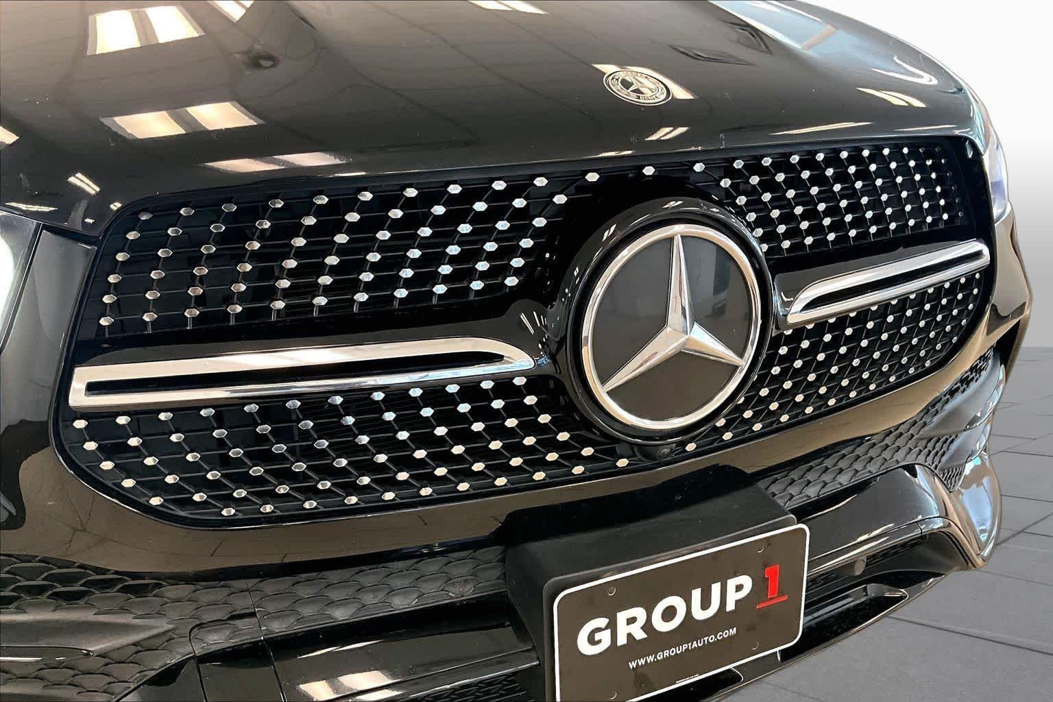 Used 2022 Obsidian Black Metallic Mercedes-Benz GLE 350 image 26