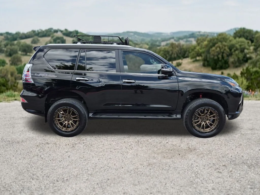 Used 2020 Black Lexus 460 image 11