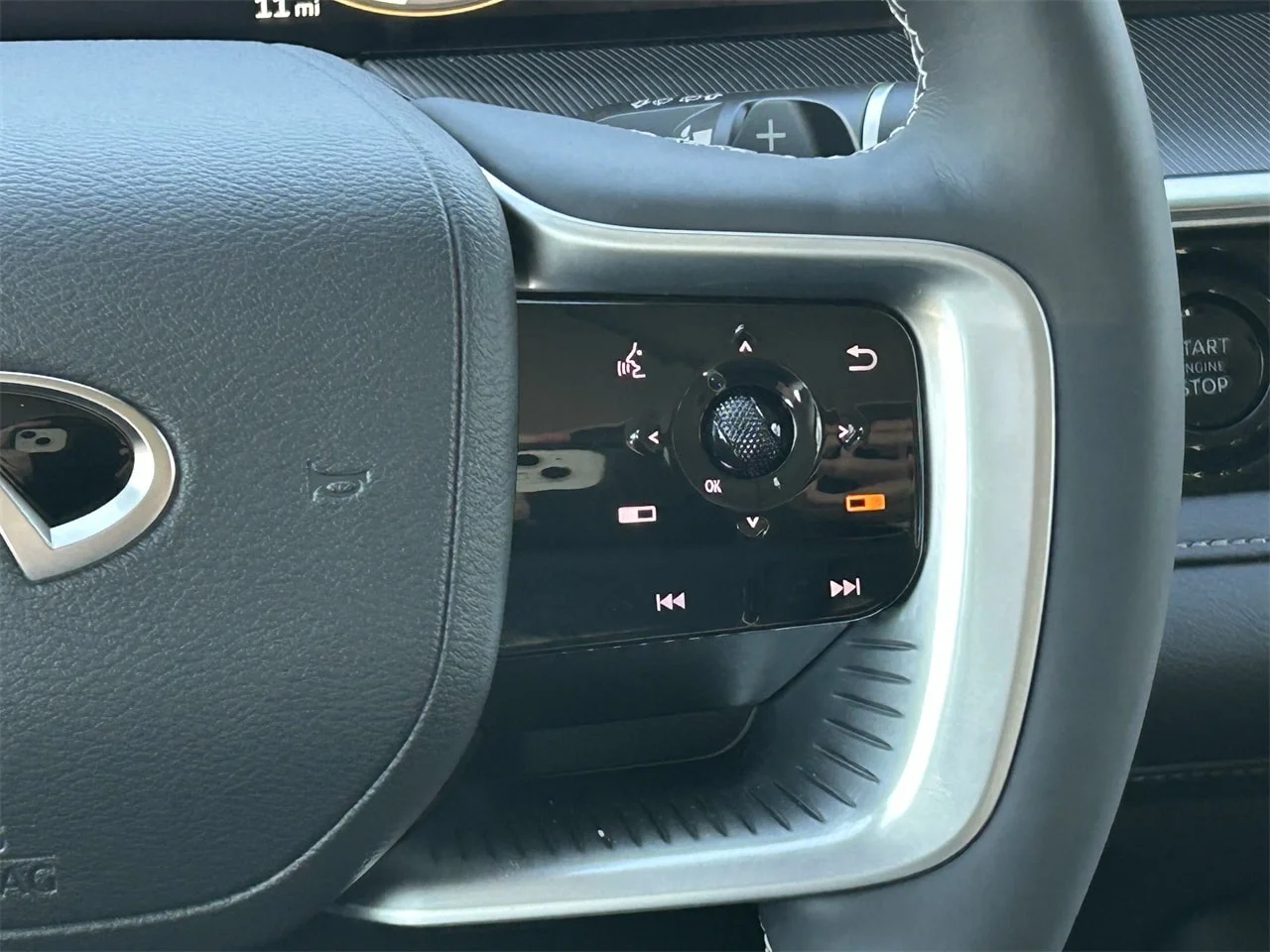 2026 INFINITI QX80 Luxe - Photo 25