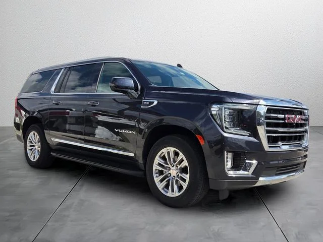 Used 2023 Silver GMC SLT image 6