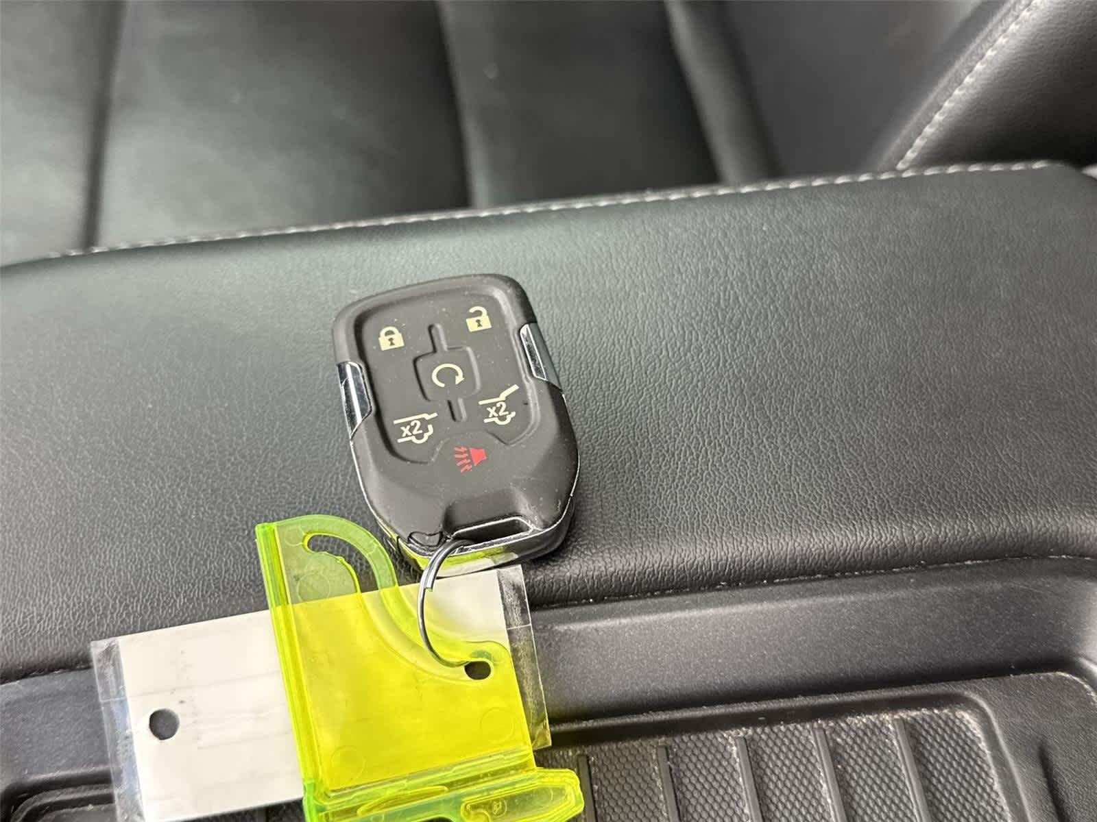 Used 2017 BLACK Chevrolet Premier image 30