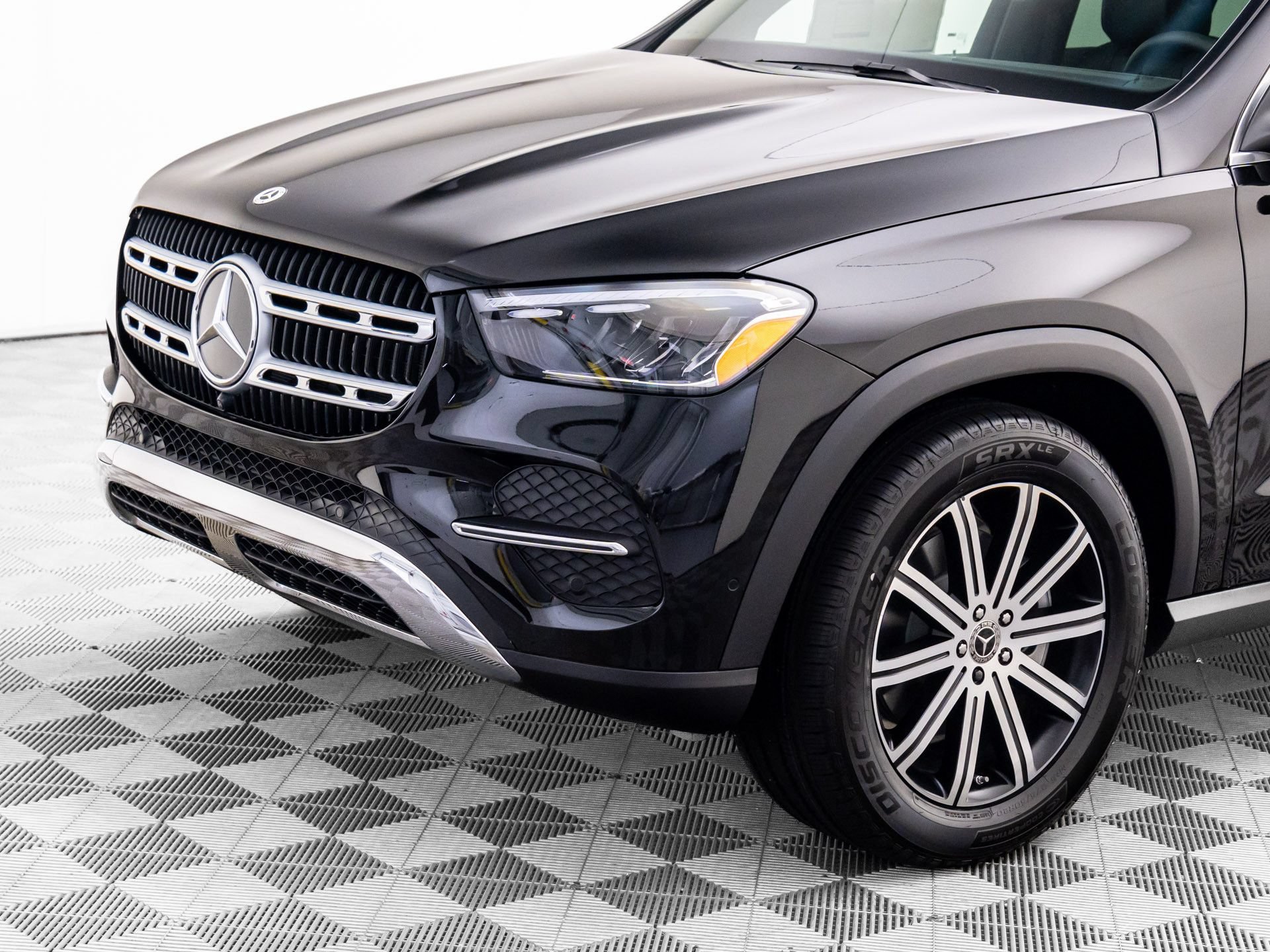 New 2026 Obsidian Black Metallic Mercedes-Benz GLE 350 image 74