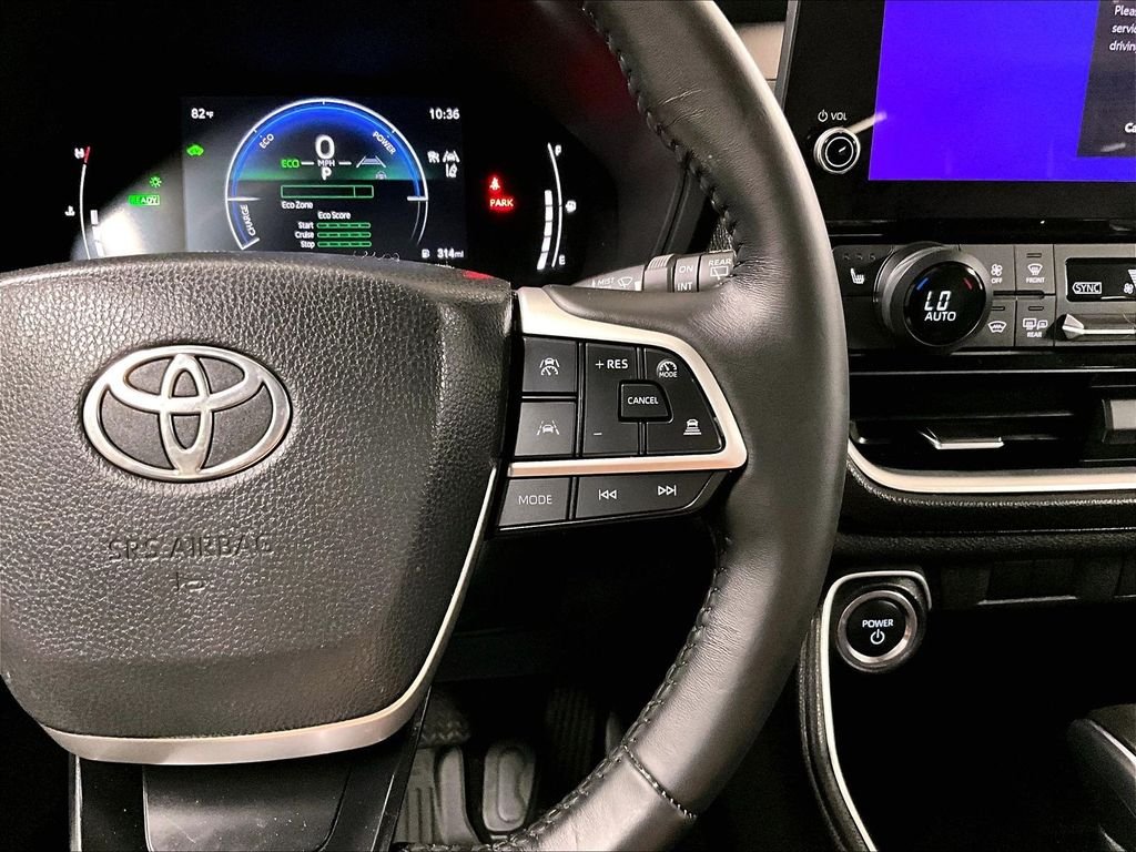 Used 2024 White Toyota XLE image 24