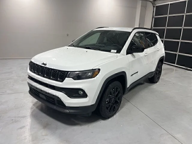 New 2026 Bright White Clear-Coat Exterior Paint Jeep Latitude image 3
