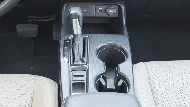 Used 2024 White Honda EX-L image 8