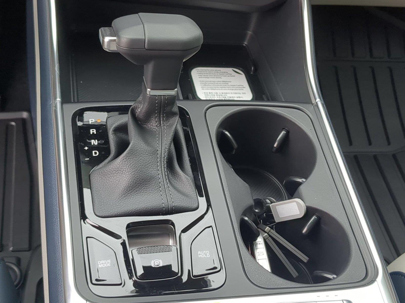 New 2026 Ceramic Silver Kia EX image 29