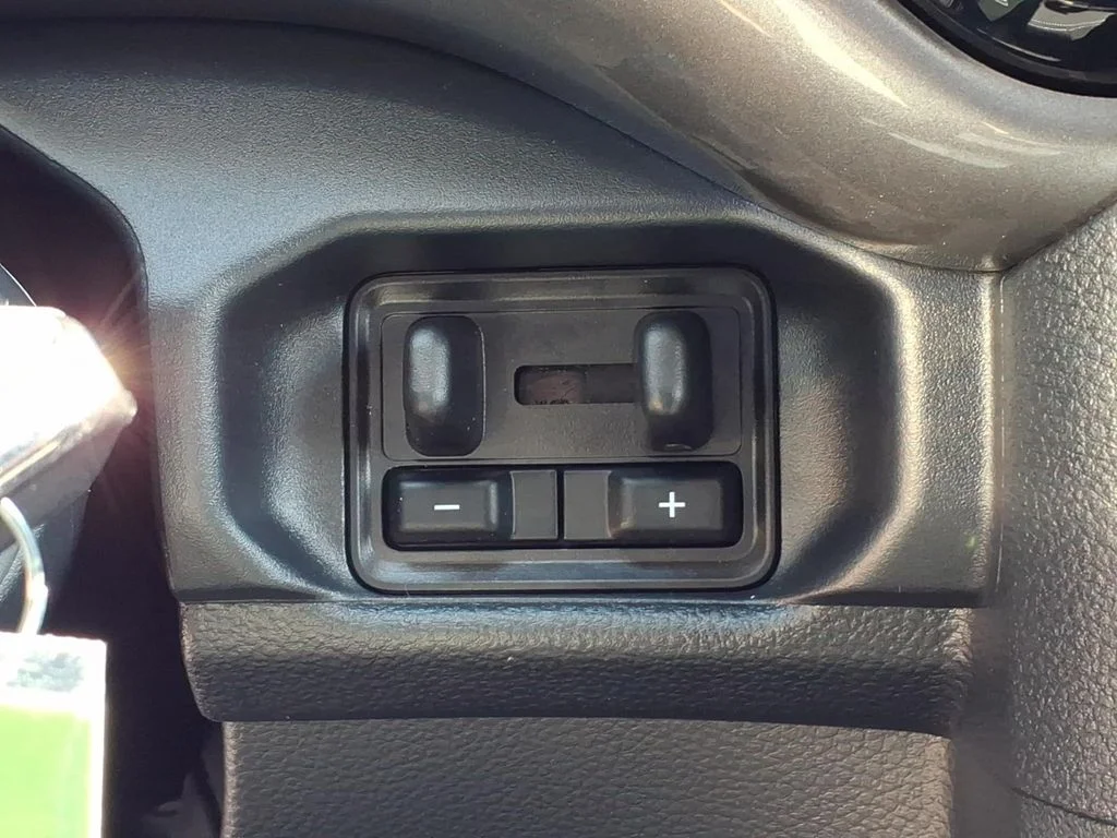 New 2026 Velocity Blue Metallic Ford XLT image 18