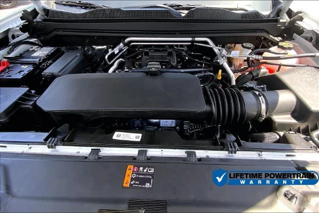 2026 Chevrolet Colorado Z71 - Photo 12