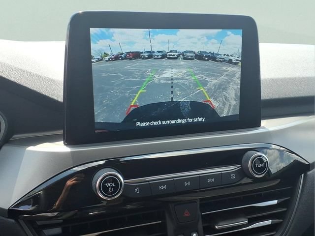 Used 2024  Ford Active image 6