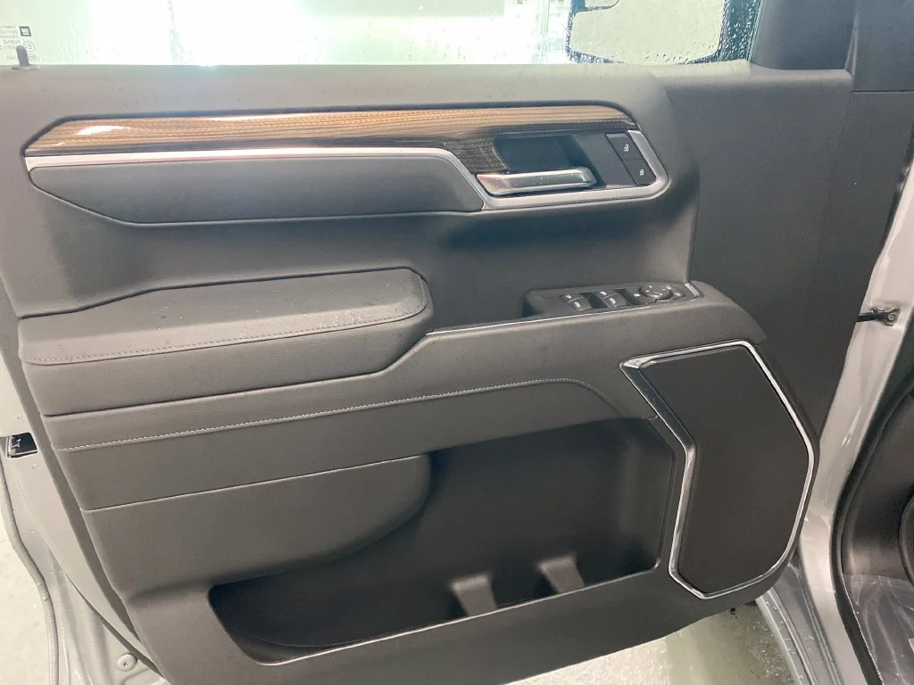 New 2026 Sterling Gray Metallic Chevrolet RST image 9