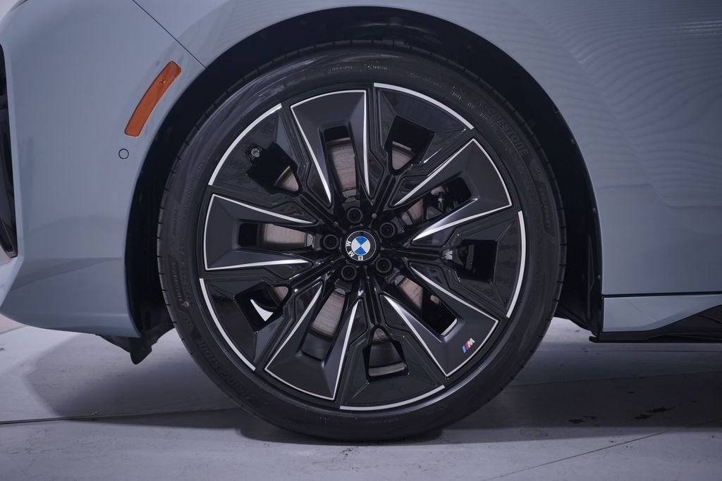 2025 Bmw 760i xDrive photo 2