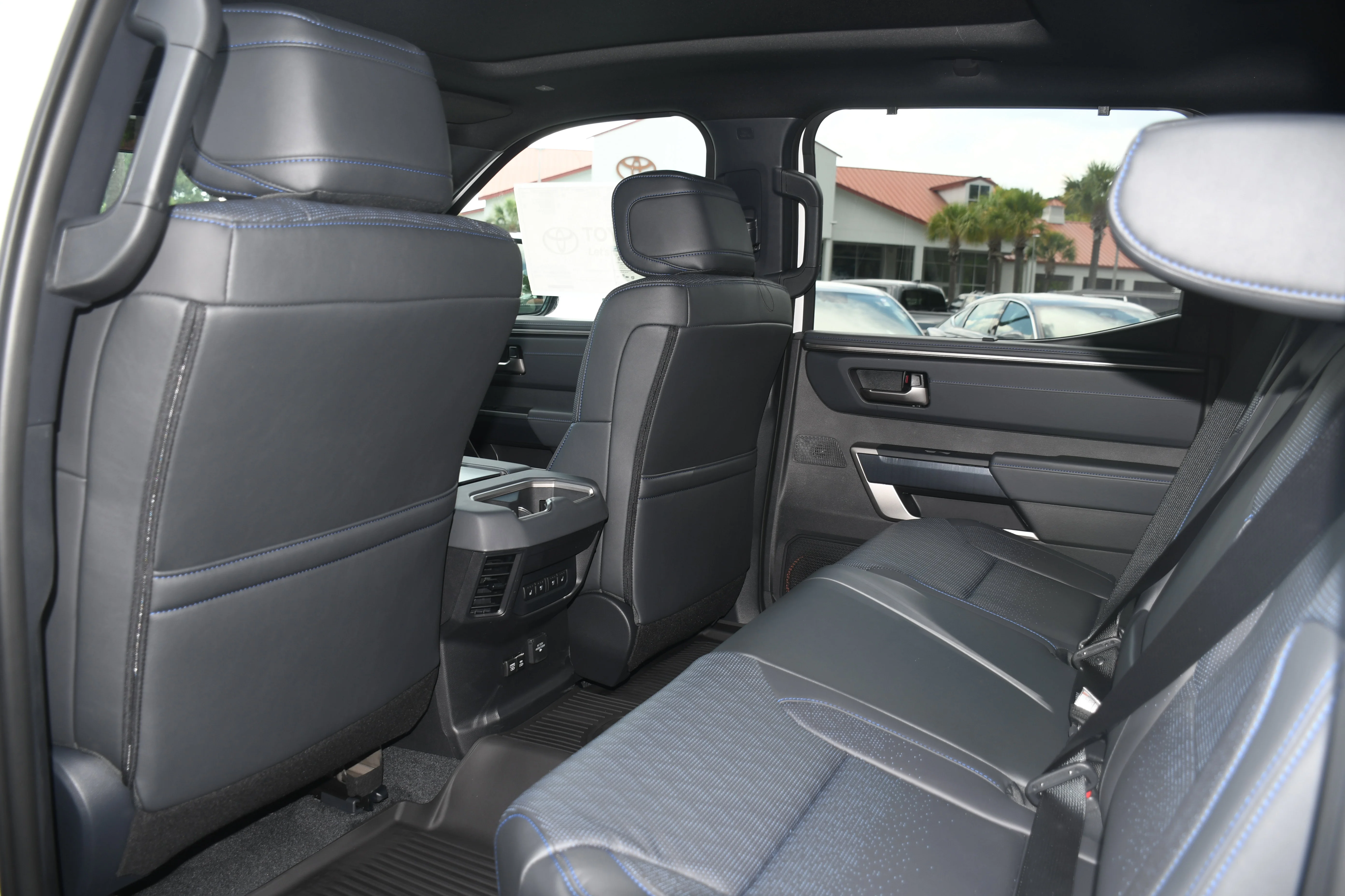 New 2026 Wind Chill Pearl Toyota Platinum image 8