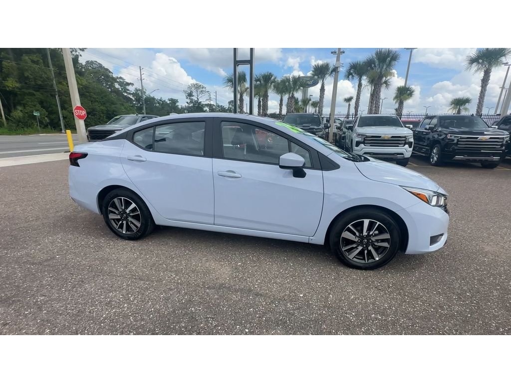 Used 2024 Gray Nissan SV image 9