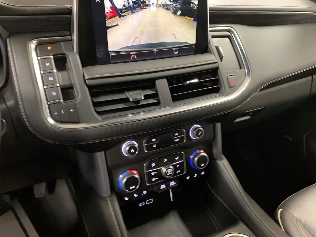 2023 GMC Yukon SLT - Photo 39