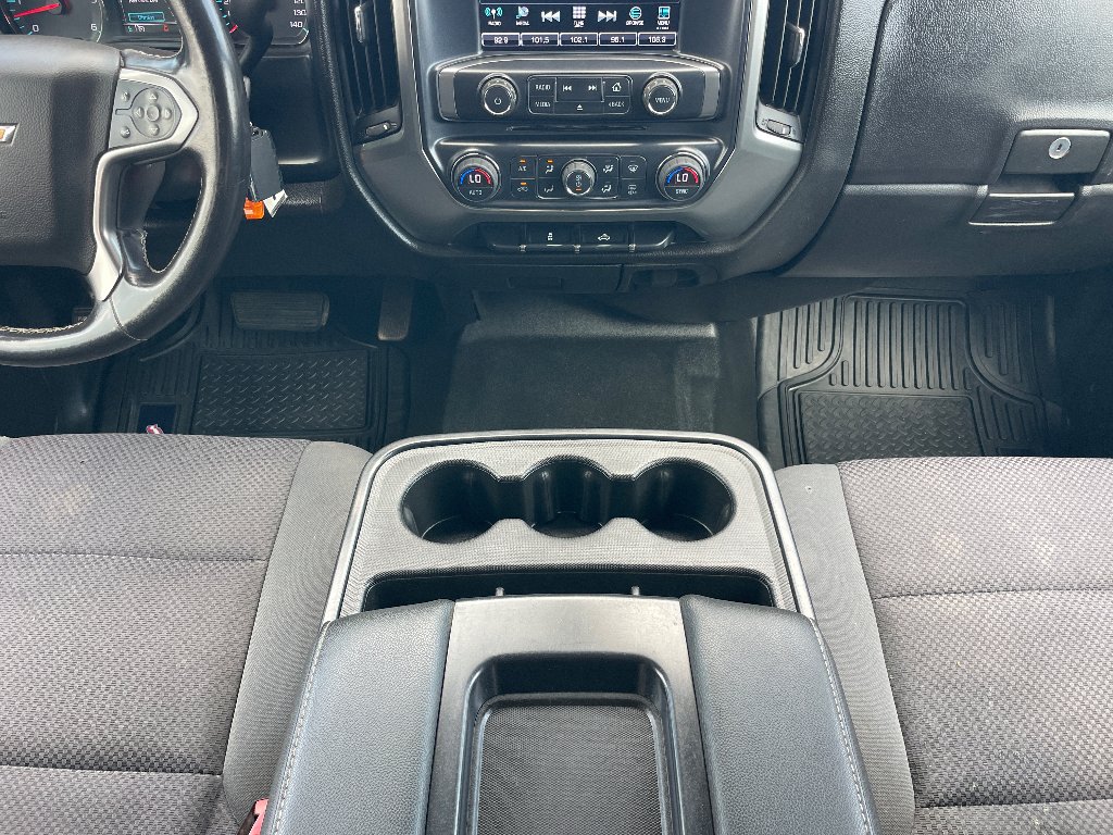 Used 2019 Summit White Chevrolet LT image 10