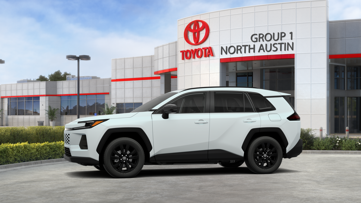 New 2026 Wind Chill Pearl Toyota XLE Premium image 3