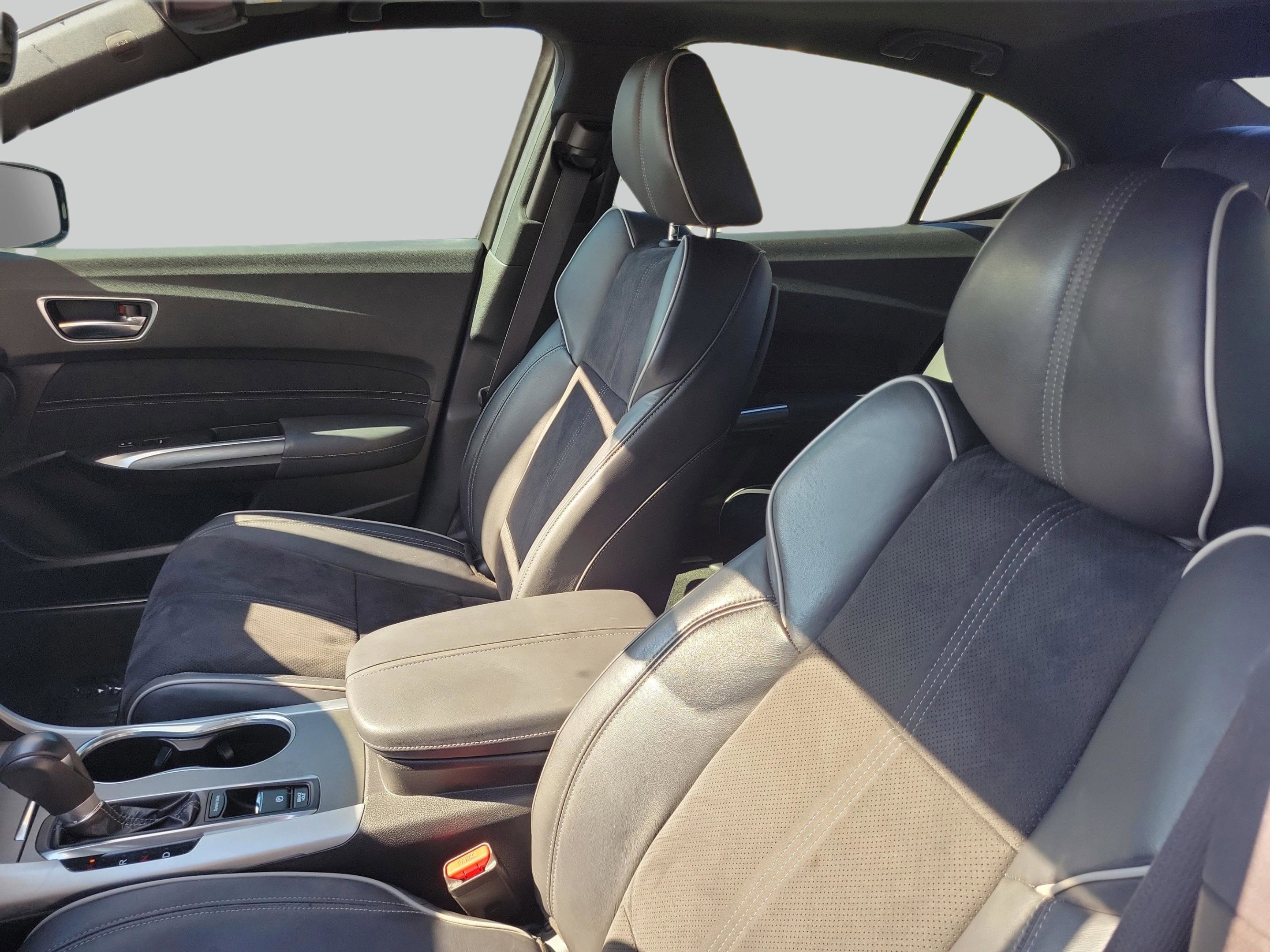Used 2020 Blue Acura 2.4L A-Spec Pkg image 9