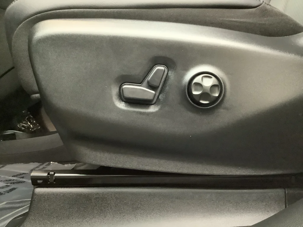 2026 Chrysler Pacifica Select - Photo 14