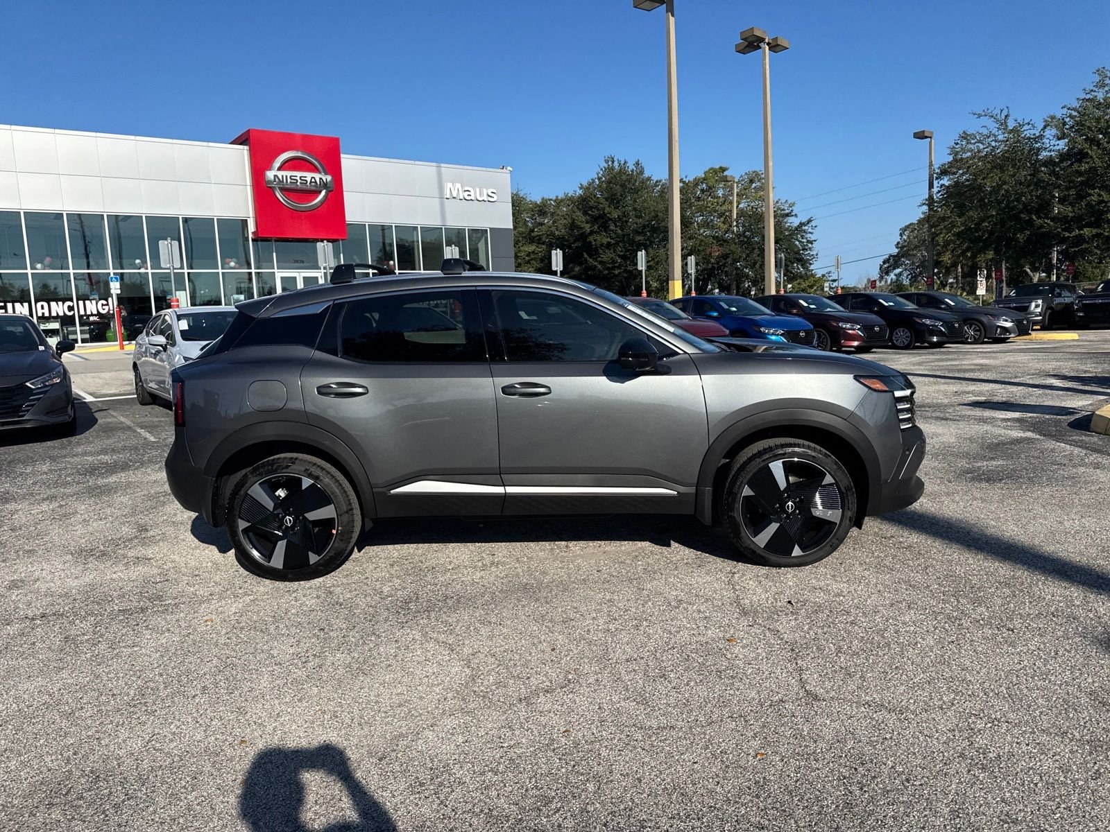 New 2026 Nissan Kicks SR 4D Sport Utility