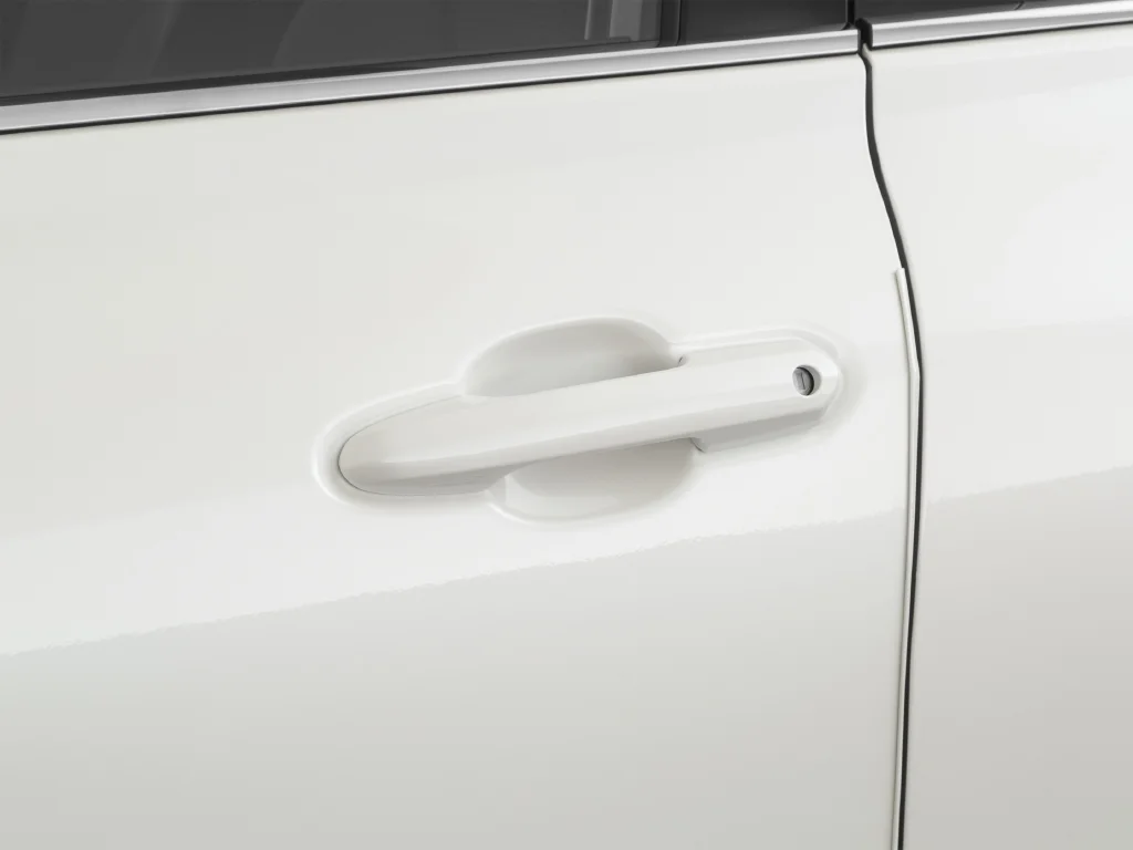 Used 2020 White Toyota XLE image 56
