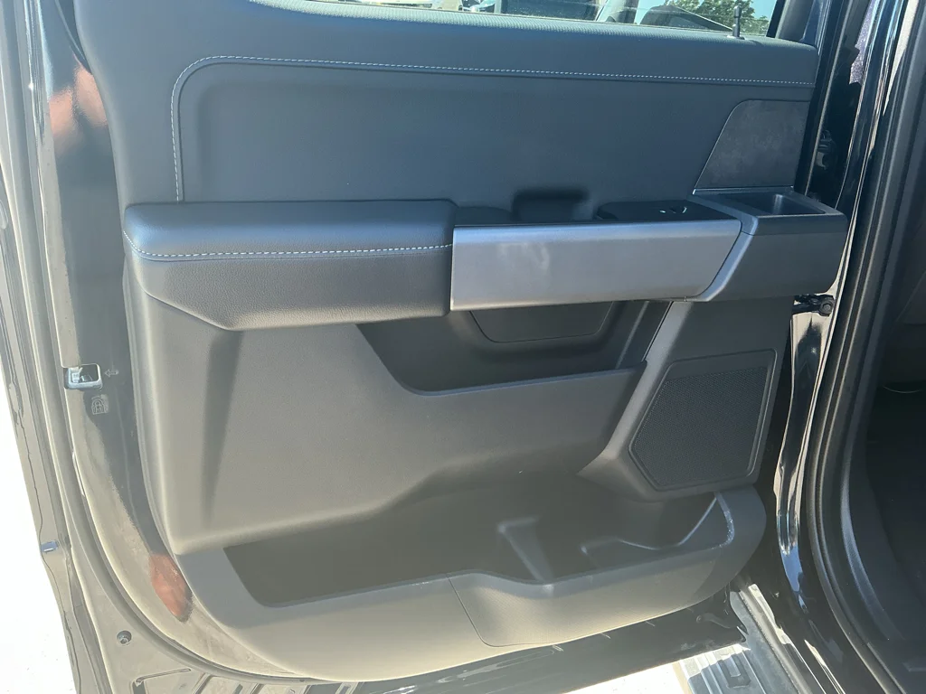 Used 2026 Antimatter Blue Metallic Ford XLT image 17
