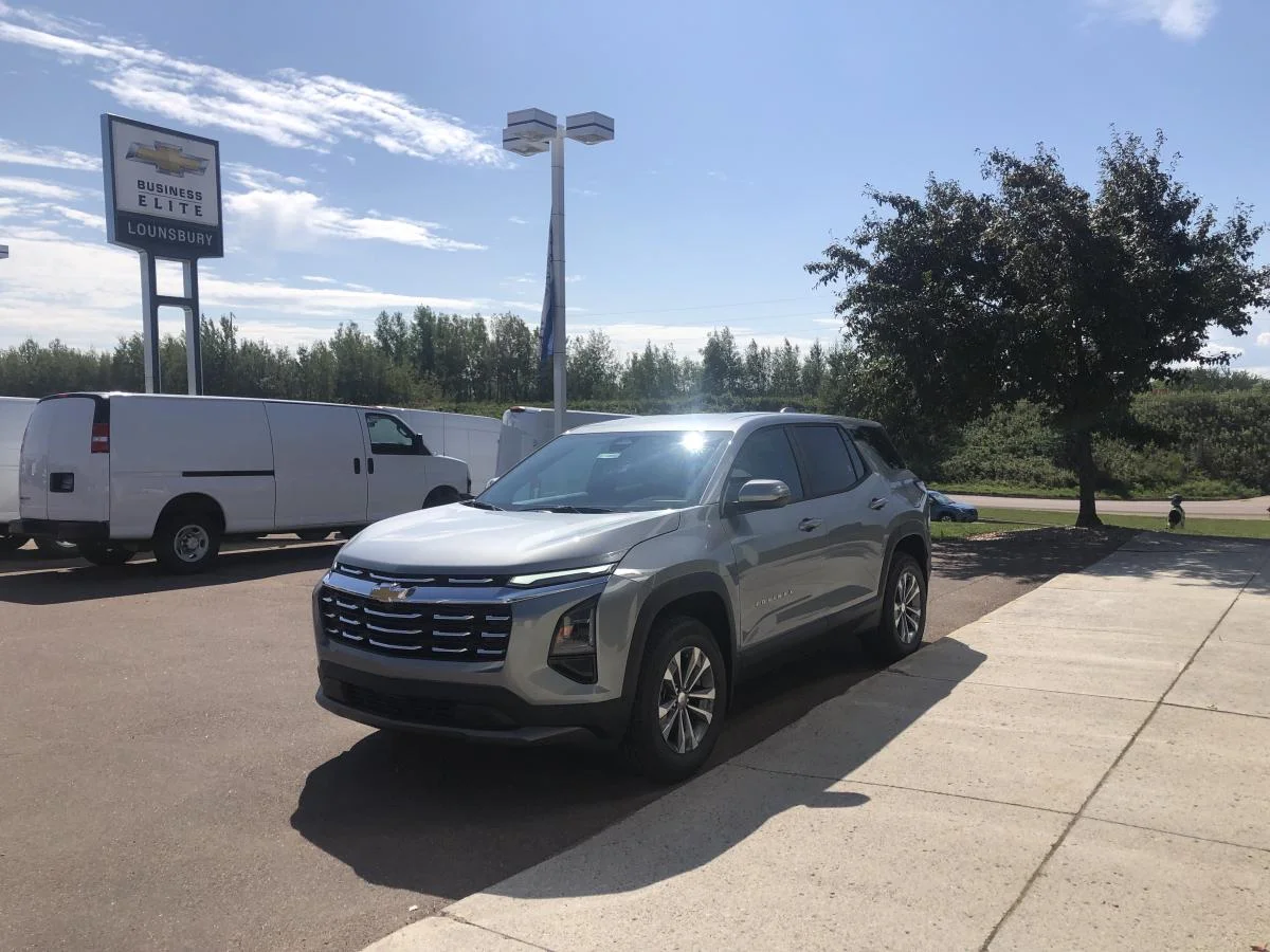 New 2027 Grey Chevrolet Awd 4dr Lt 2lt image 5