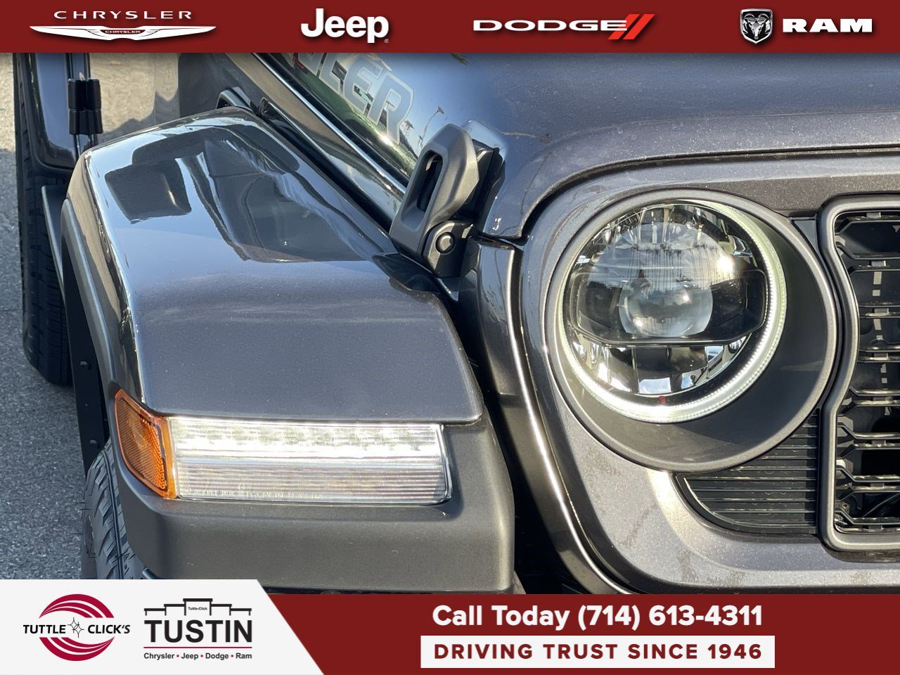 New 2026 Granite Crystal Metallic Clearcoat Jeep 85th Anniversary image 7