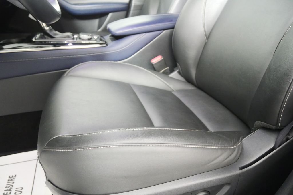 Used 2021 Jet Black Mazda Preferred image 9