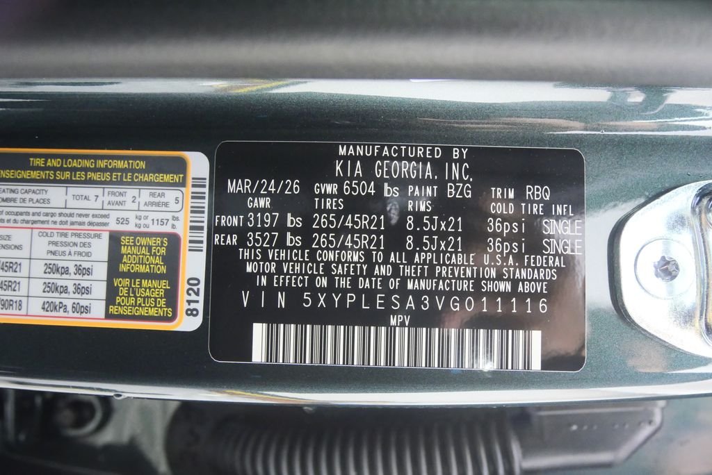 Used 2027 Black Jade Green Kia X-Line SX Prestige image 33