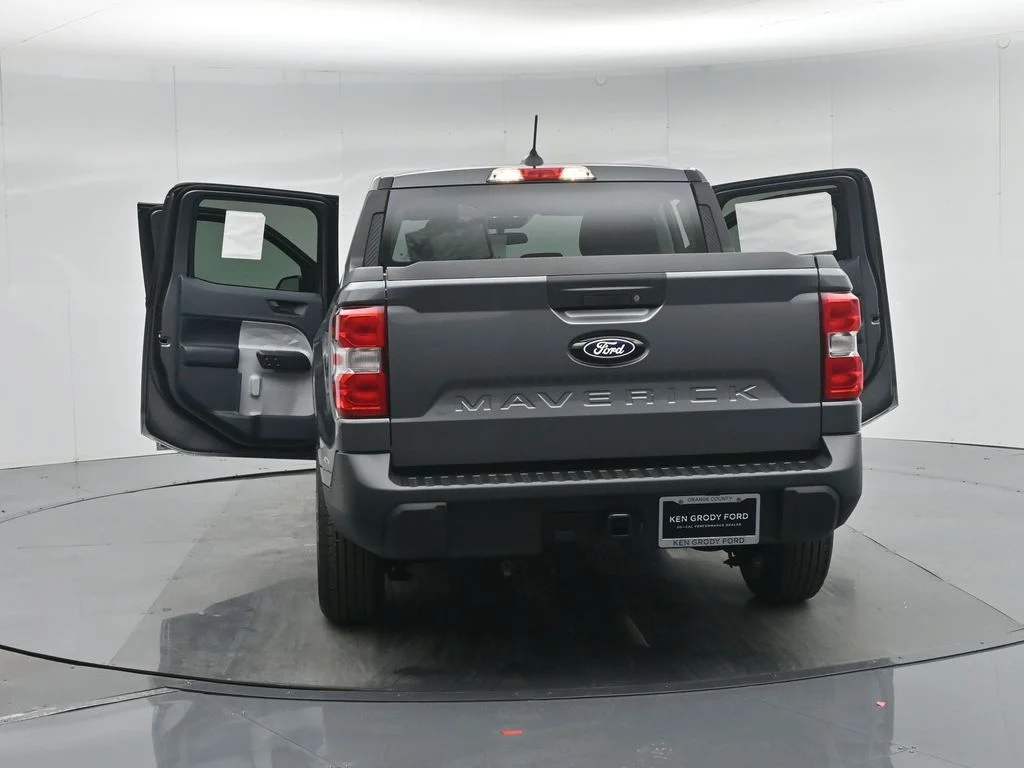 Certified Used 2026 Gray Ford XLT image 33