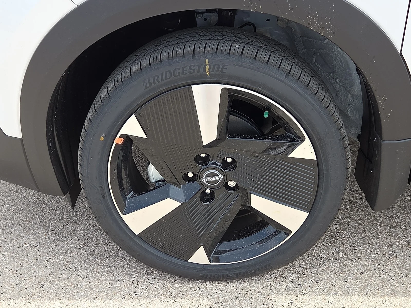 New 2026 QAC Aspen Whit Nissan SR Front-Wheel Drive image 9