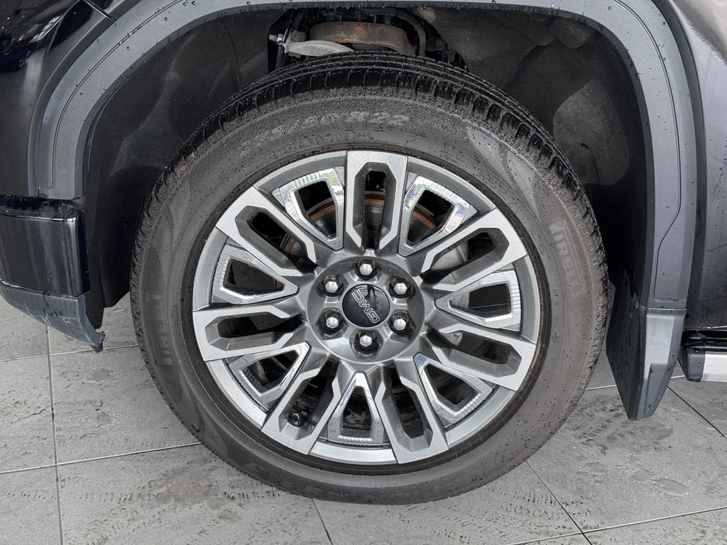 Certified Used 2024 Onyx Black GMC Denali Ultimate image 4