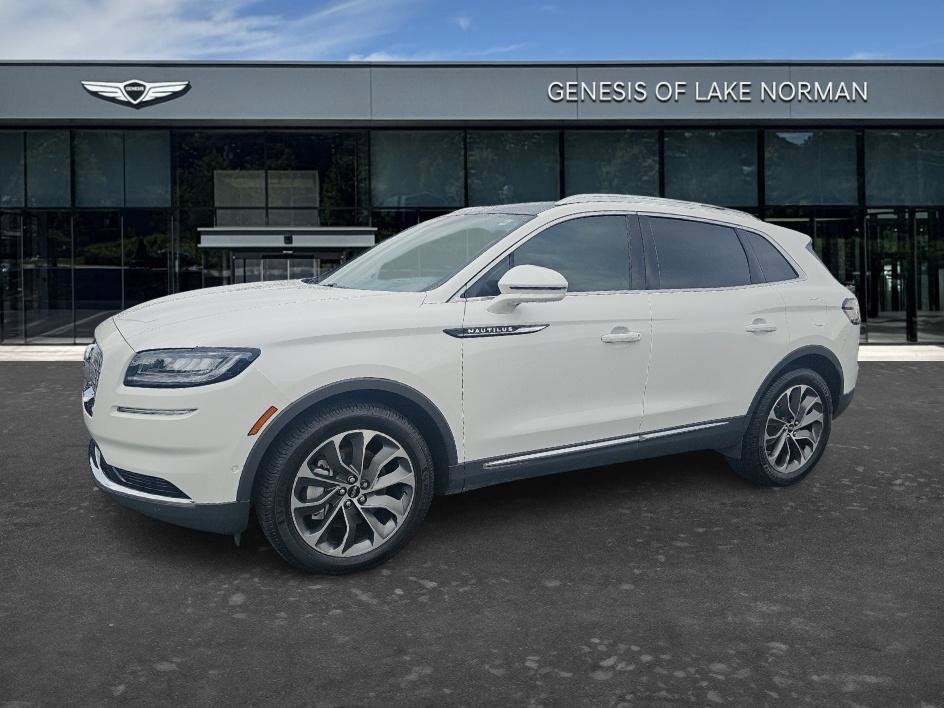 2022 Lincoln Nautilus Reserve FWD's photo