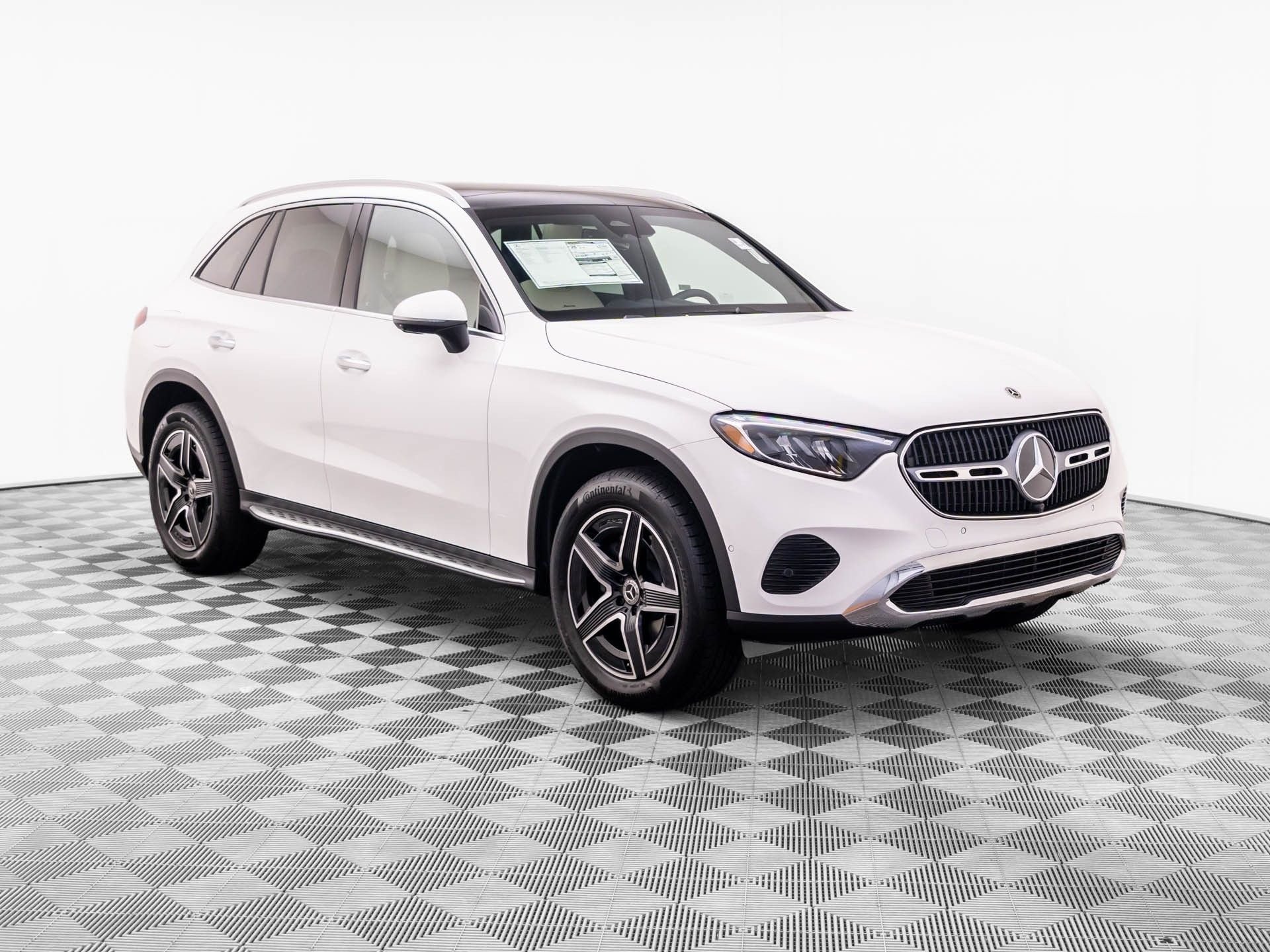 New 2027 Polar White Mercedes-Benz GLC 300 image 7