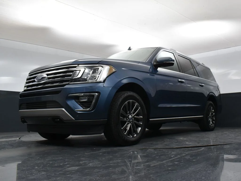 Used 2020 Blue Ford Limited image 37