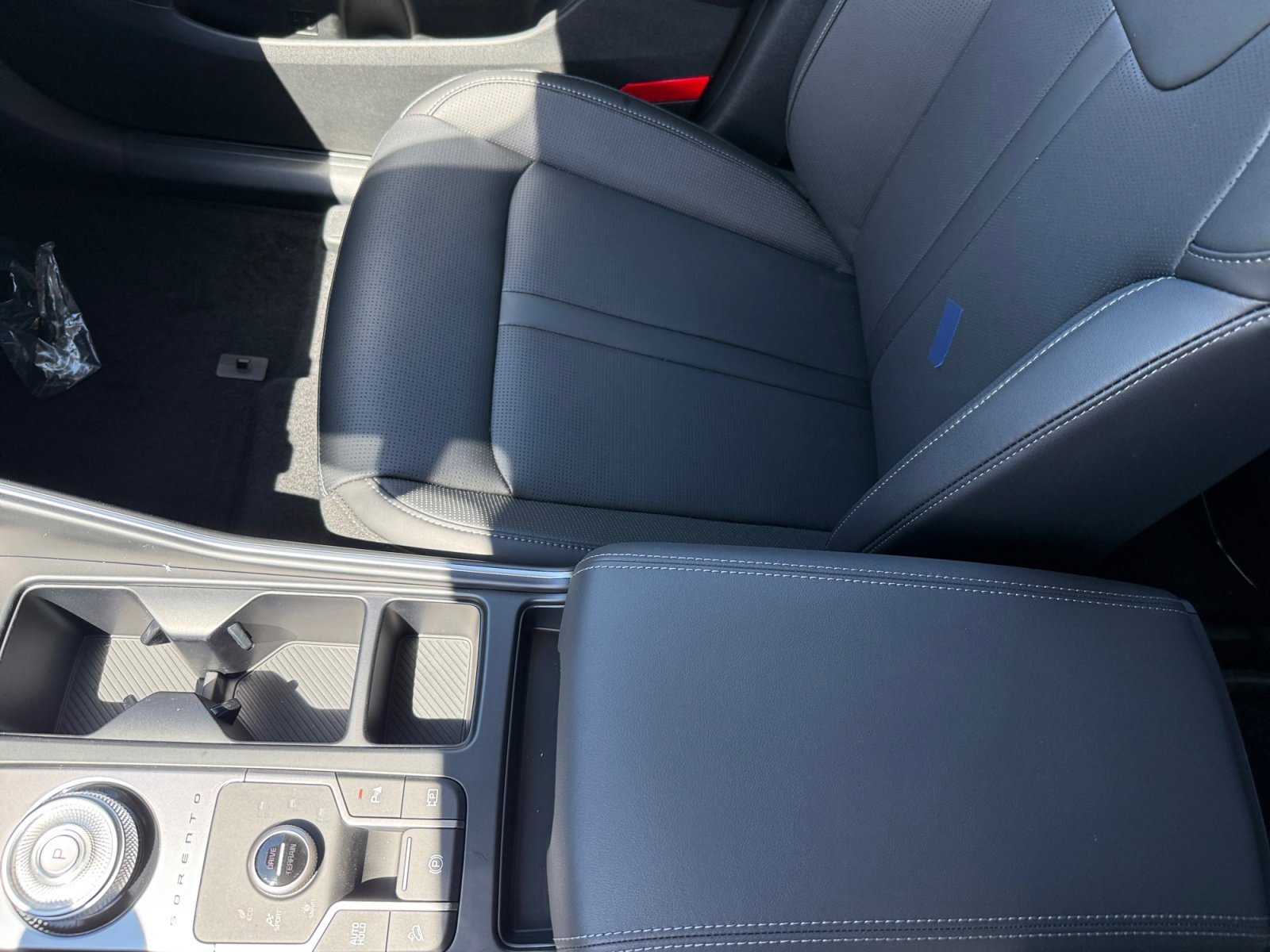 New 2026 Volcanic Sand Kia EX image 14