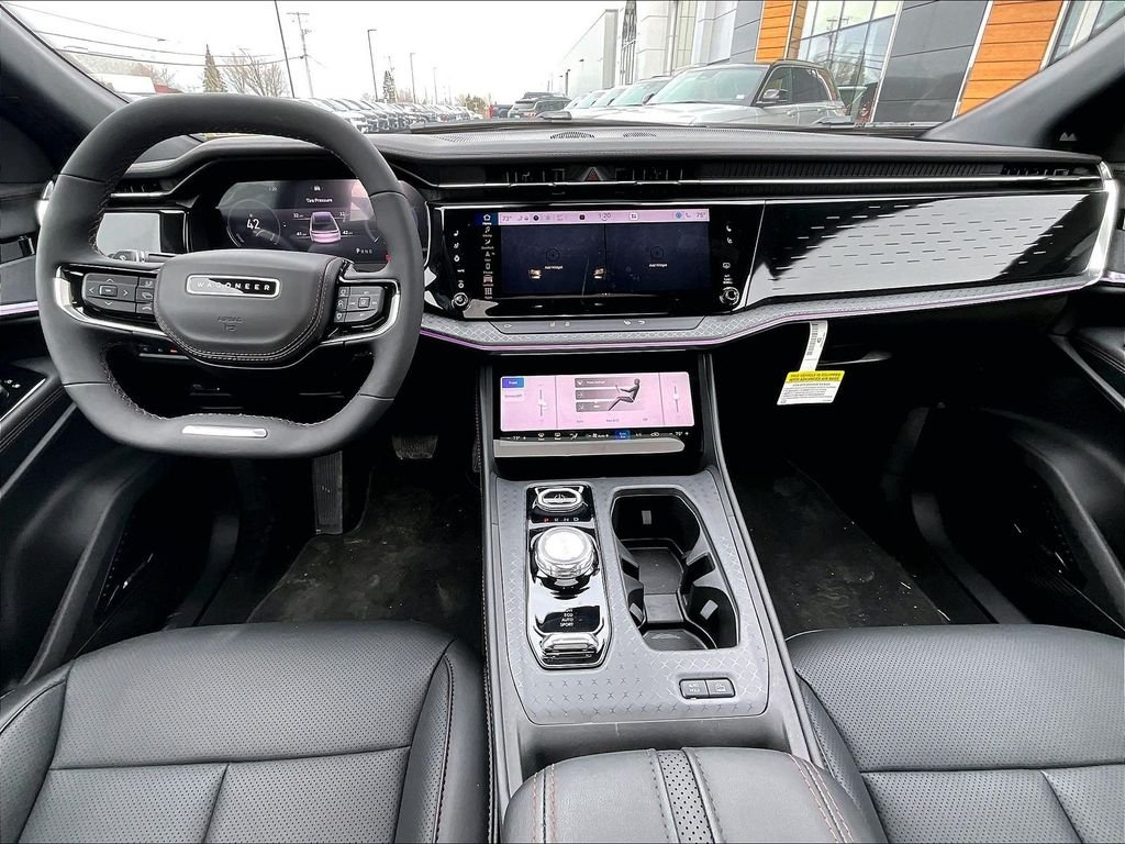 2025 Jeep Wagoneer S Limited - Photo 12
