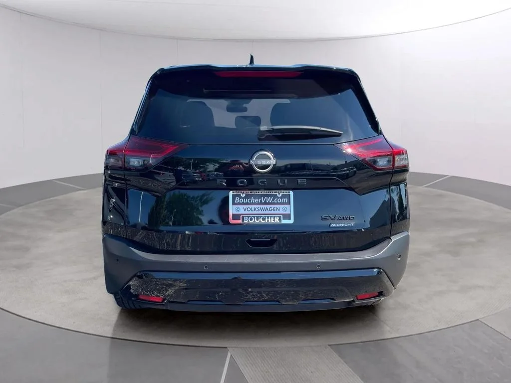 Used 2023 Super Black Nissan SV image 4