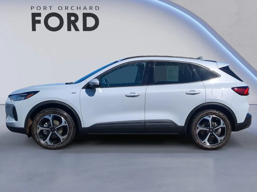 Used 2025 Silver Ford ST-Line Select image 3
