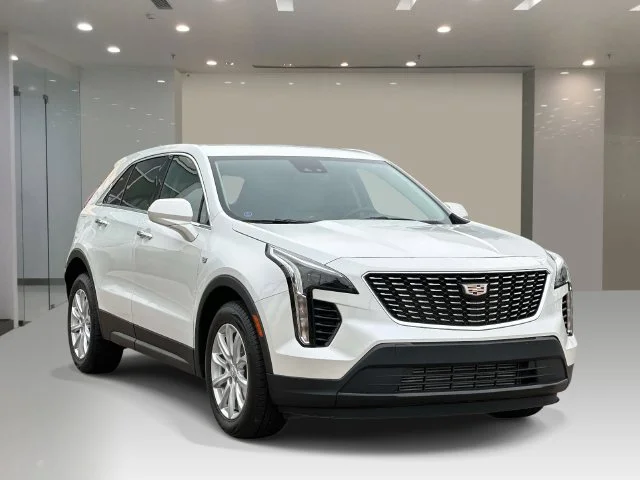 Used 2023 White Cadillac Luxury image 7