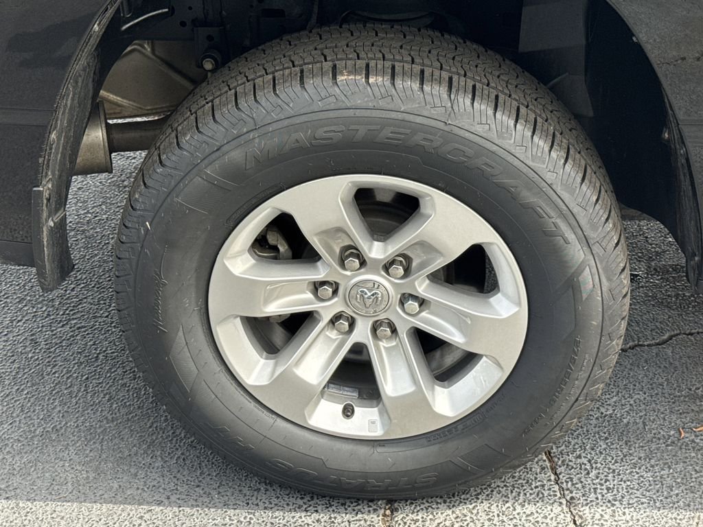 2024 RAM Ram 1500 Pickup Laramie - Photo 17