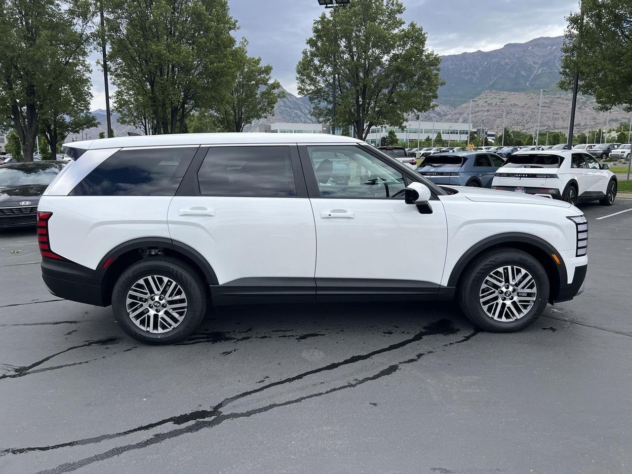 New 2026 Creamy White Pearl Hyundai SE AWD image 6