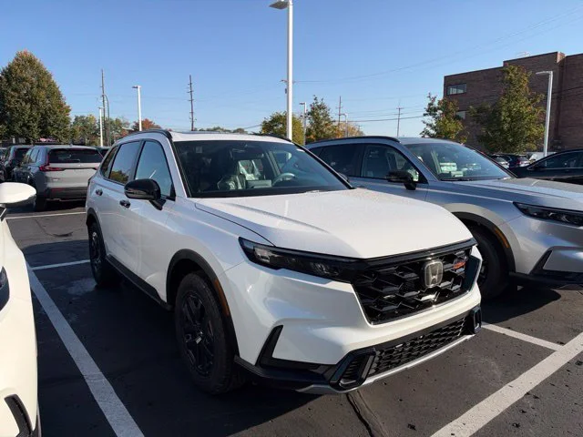 New 2027 Platinum White Pearl Honda TrailSport image 3