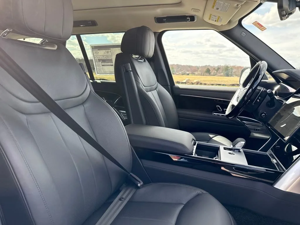 2025 Land Rover Range Rover SE - Photo 15
