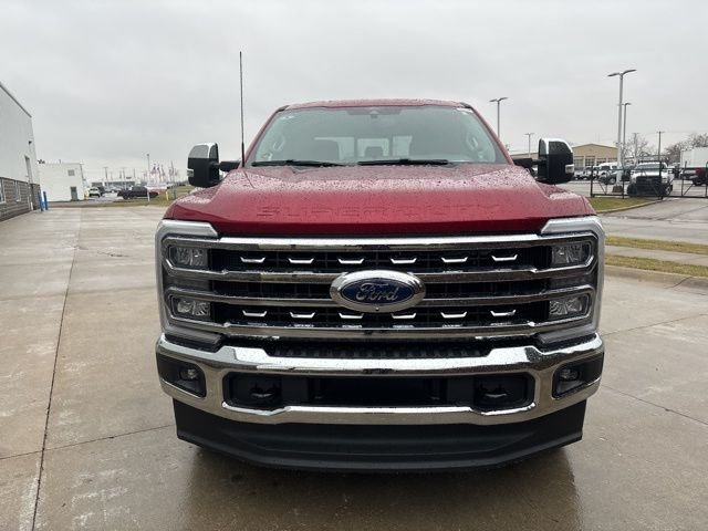 New 2026 Ruby Red Metallic Tinted Clearcoat Ford F-350® Lariat® image 4