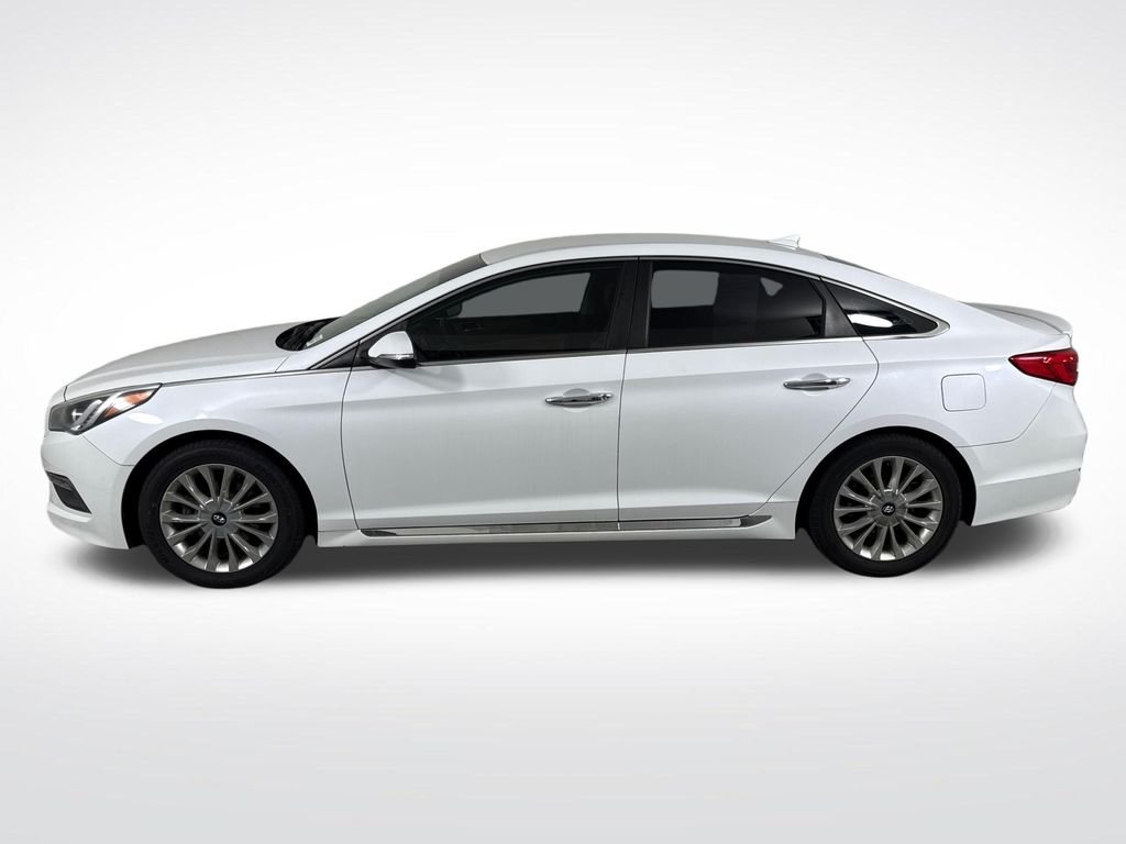 Used 2015 White Hyundai Limited image 6