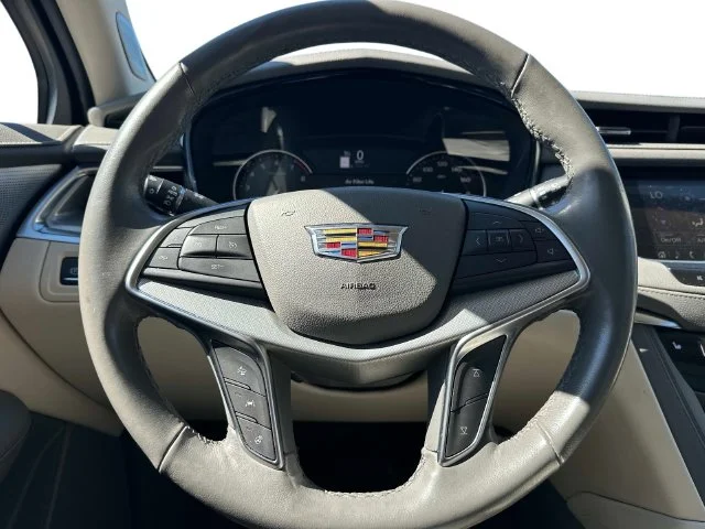 Used 2024 Green Cadillac Premium Luxury image 22