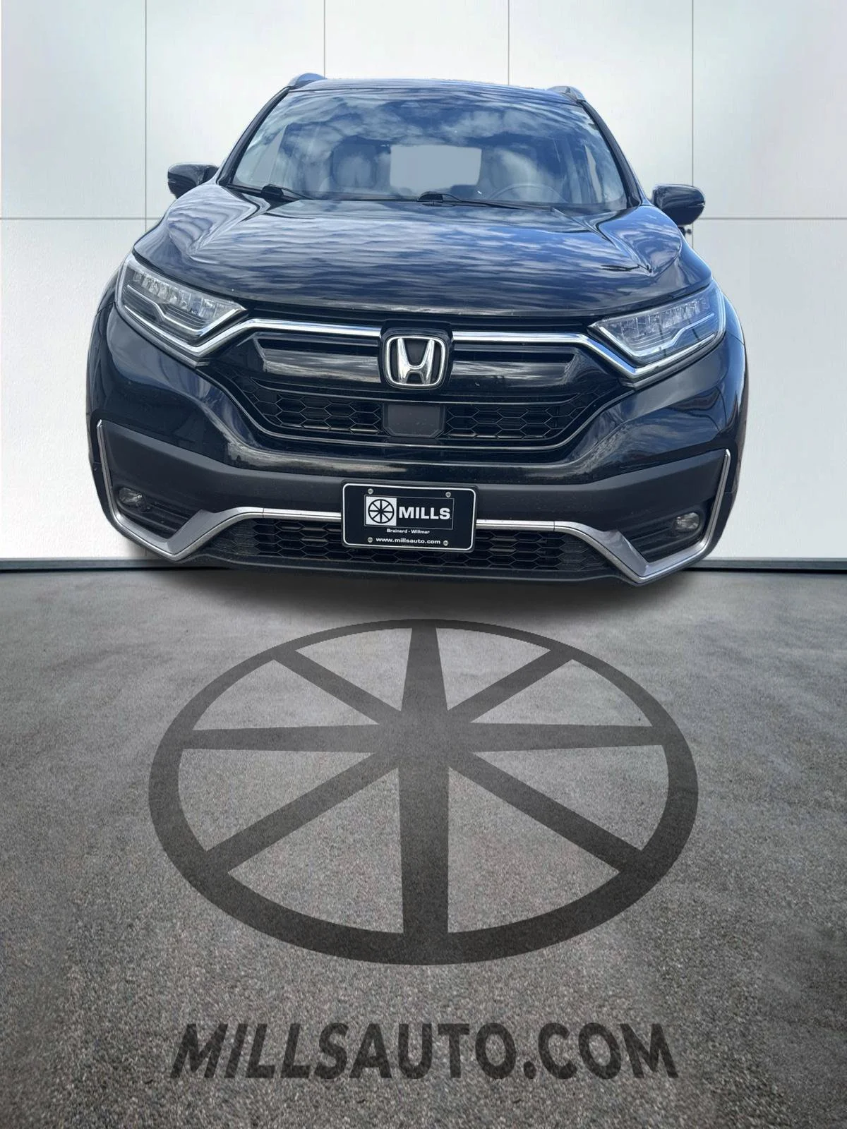 Used 2020 Crystal Black Pearl Honda Touring image 2